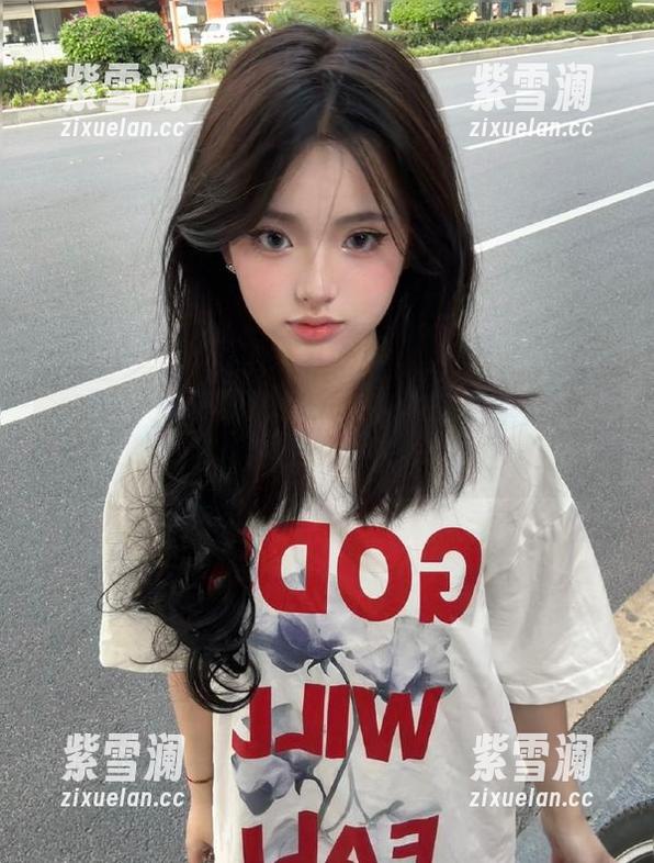 Seoyool (서율)倾情打造的万圣节写真集更新，带你感受惊悚与美的碰撞！